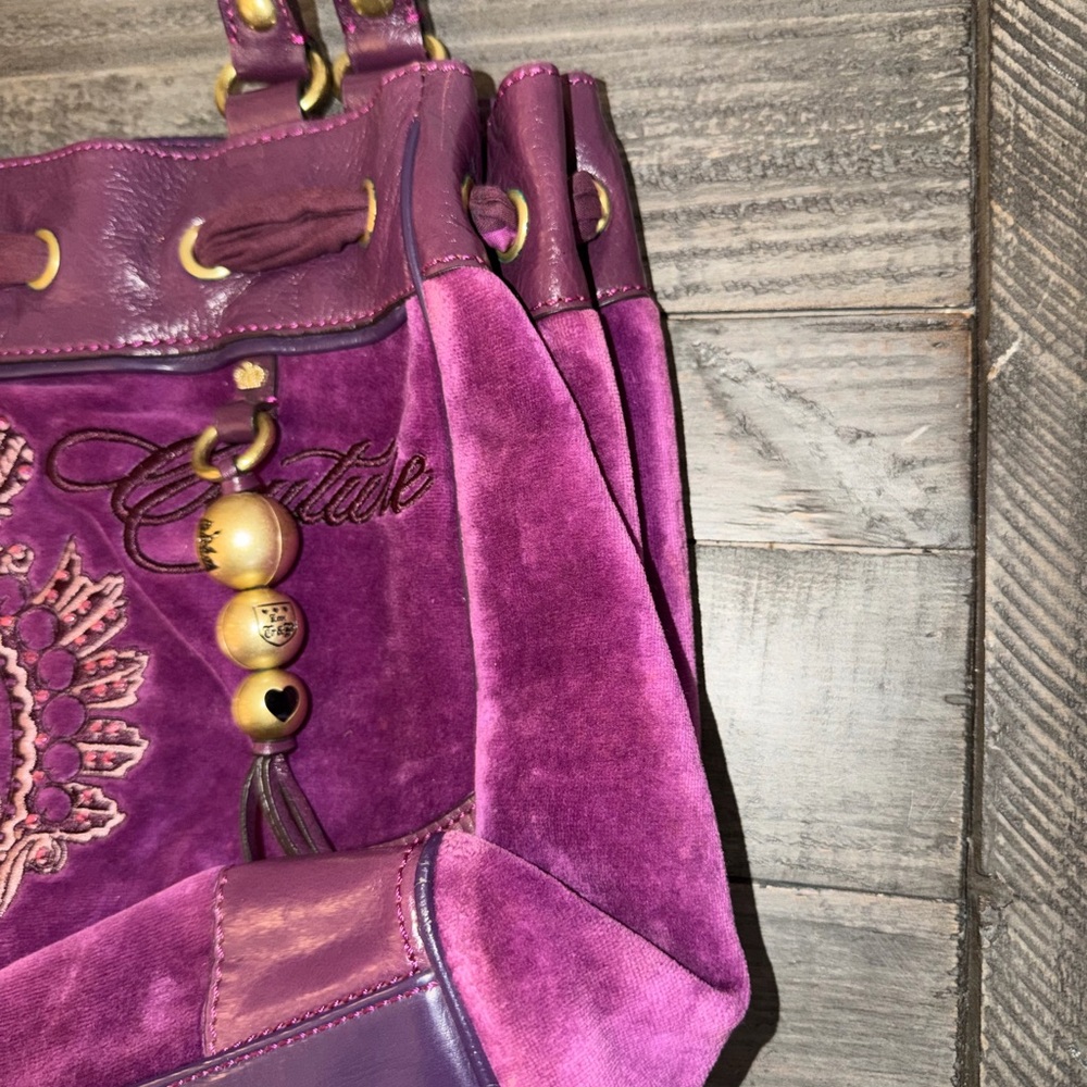 Vintage Y2K Juicy Couture Daydreamer bag in purple velvet EUC - Picture 14 of 16